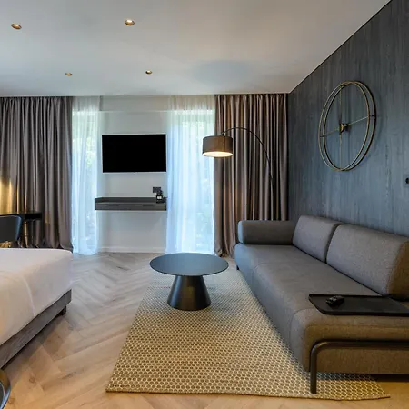 Hotel Luna 4*