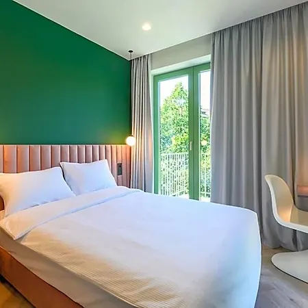 Luna 4* Timisoara