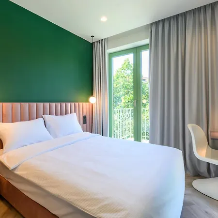 Luna Hotel
